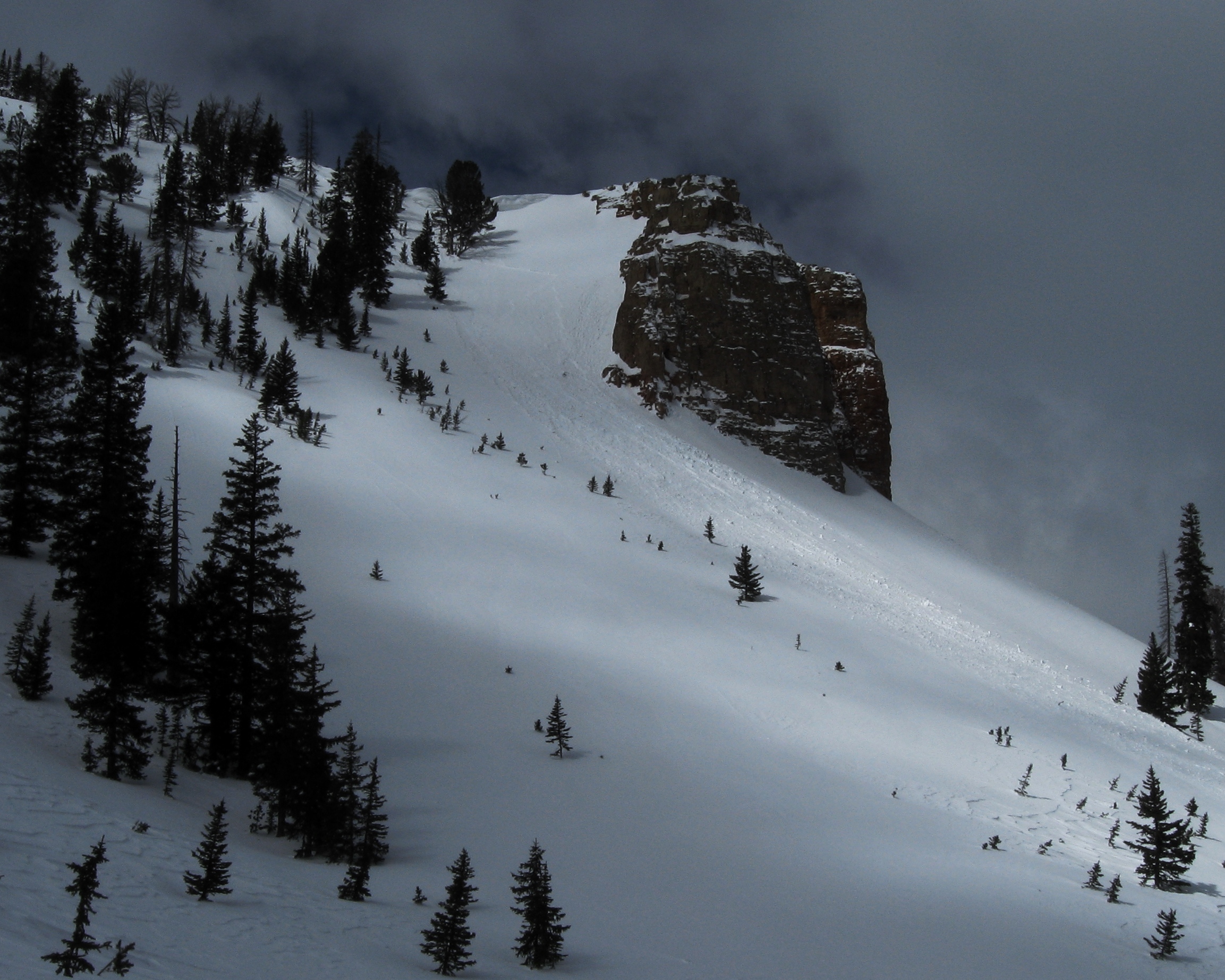 Natural Avalanche Lionhead 3